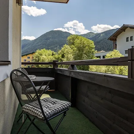 Stangl Apartment *
